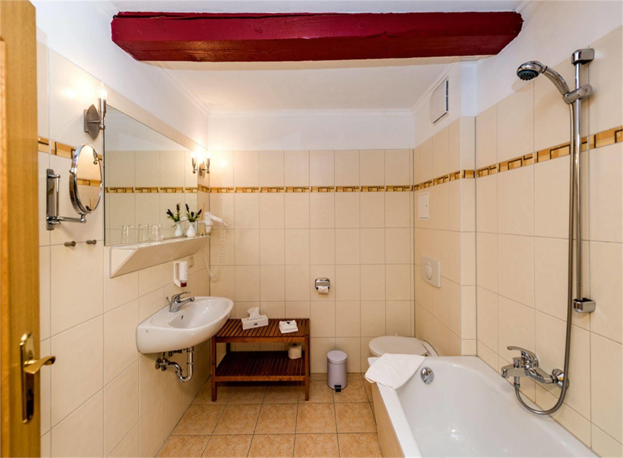 בלאנקנבורג Hotel Gut Voigtlaender מראה חיצוני תמונה